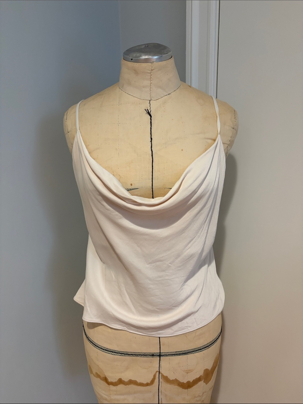 Artizia Wilfred Draped Cowl Neck Sleeveless Top - Cream Size Medium